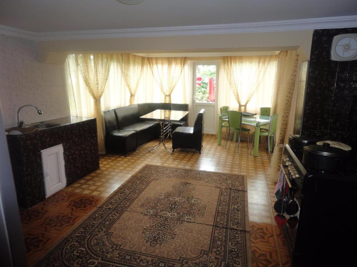 Guest House Надежда Kobuleti Zimmer foto